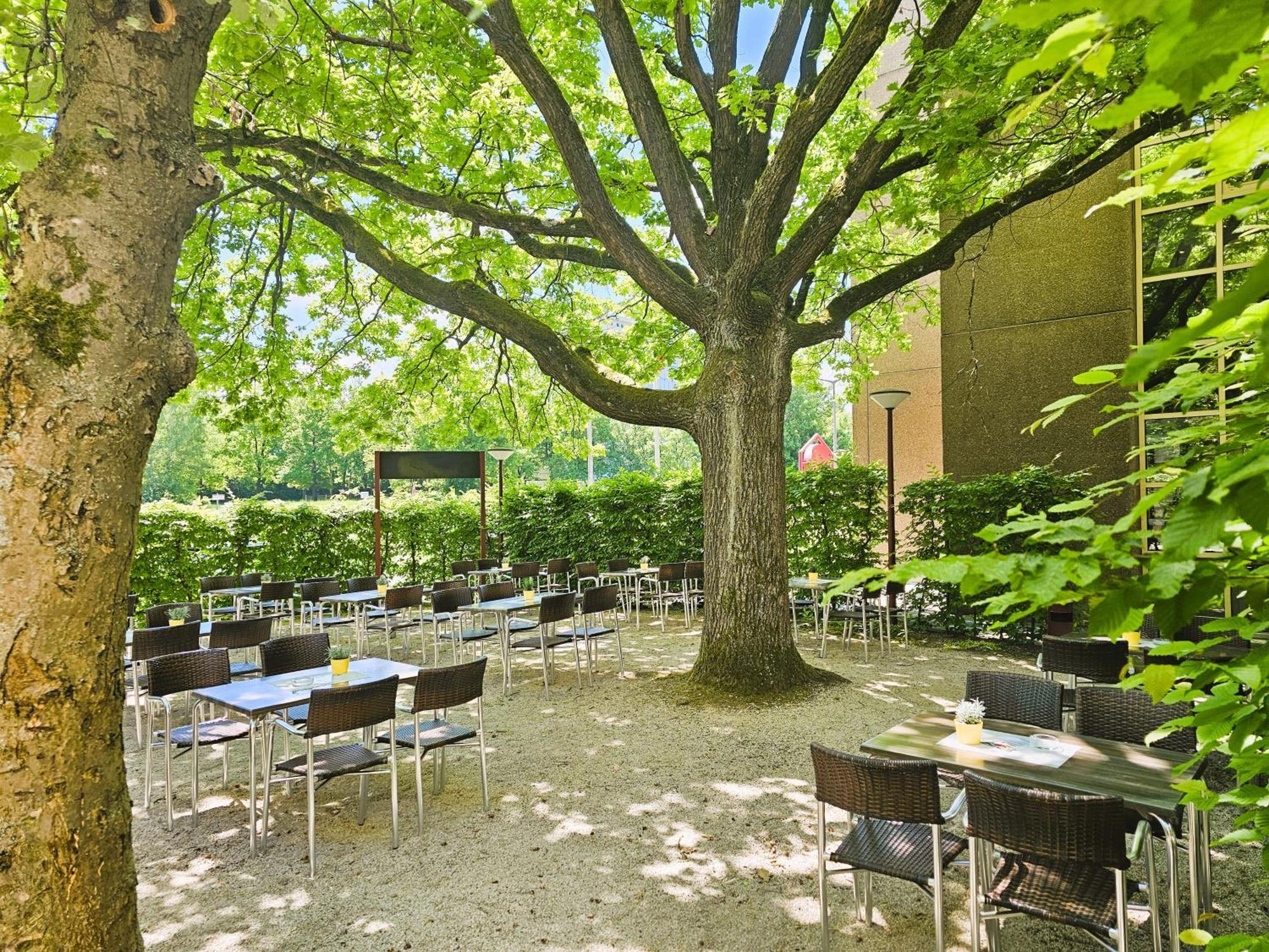 Arvena Park Hotel
