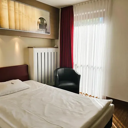 Arvena Park Hotel Nuremberg Exterior photo