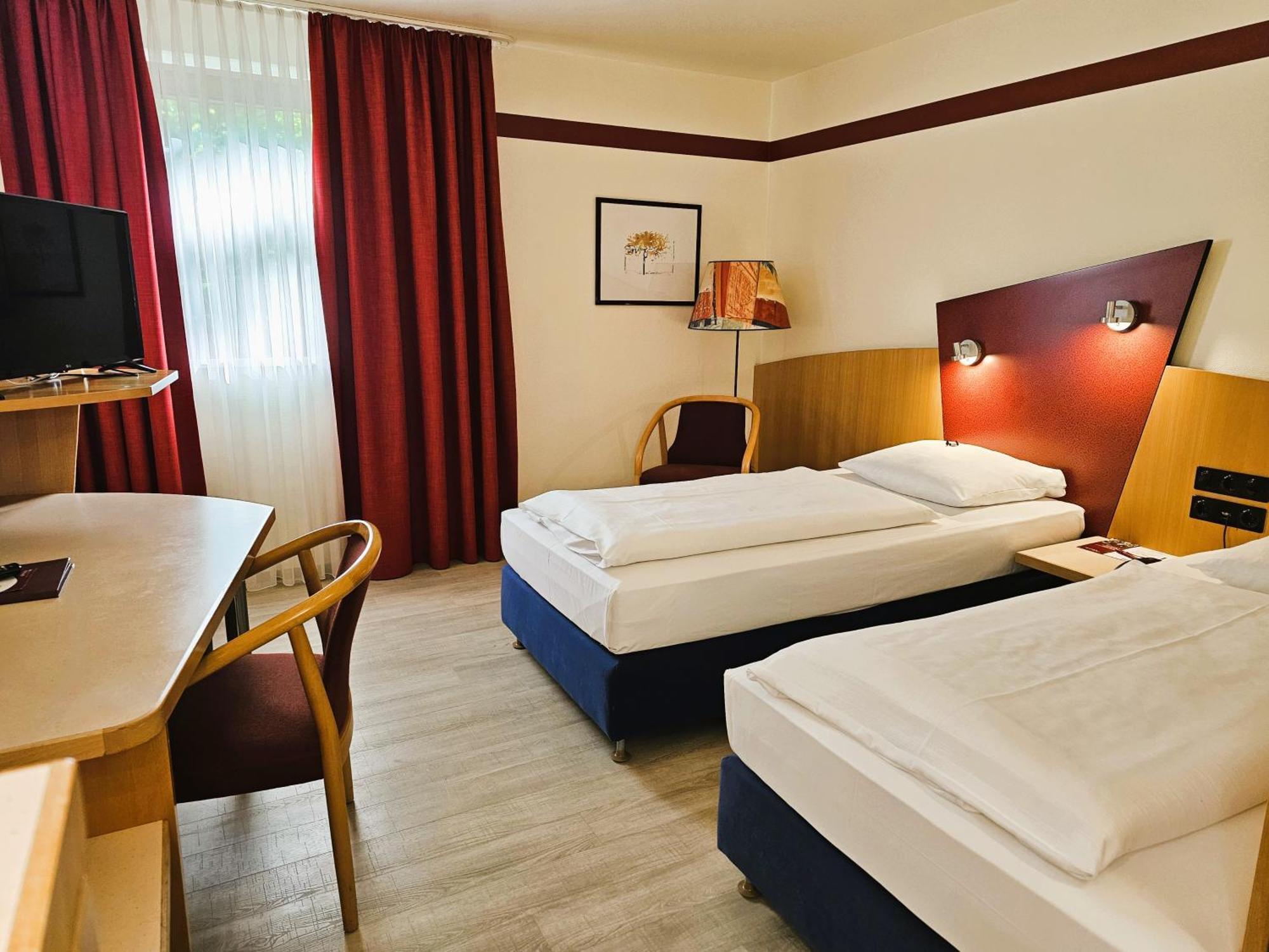 Arvena Park Hotel 4*